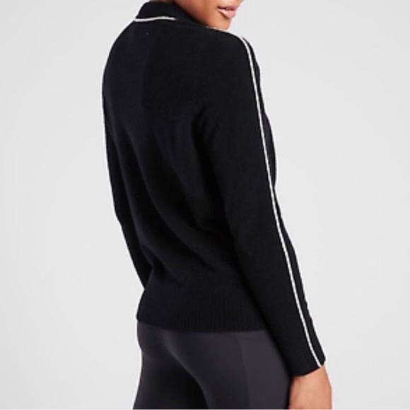 Athleta Transit Crew Merino Wool Black Sweater - Picture 2 of 9